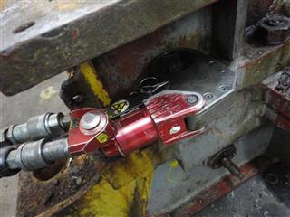 Hydraulic tool